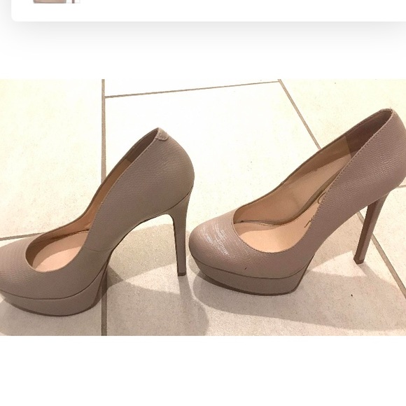 Jessica Simpson pumps - Picture 3 of 5